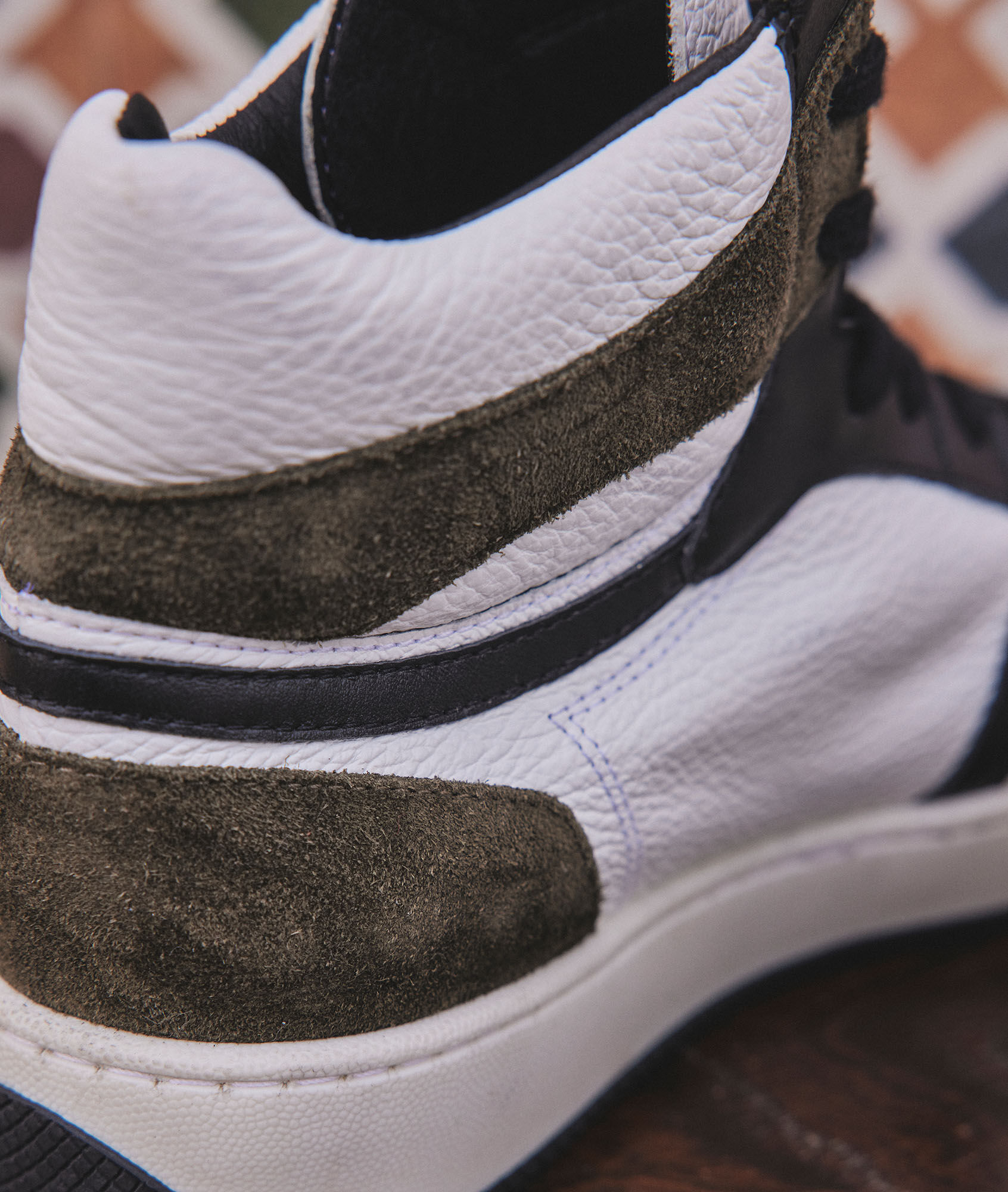 Hoge sneakers van wit en zwart leder Nelson Dames | Maison 123
